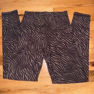 Aerie Brown Zebra Print Leggings